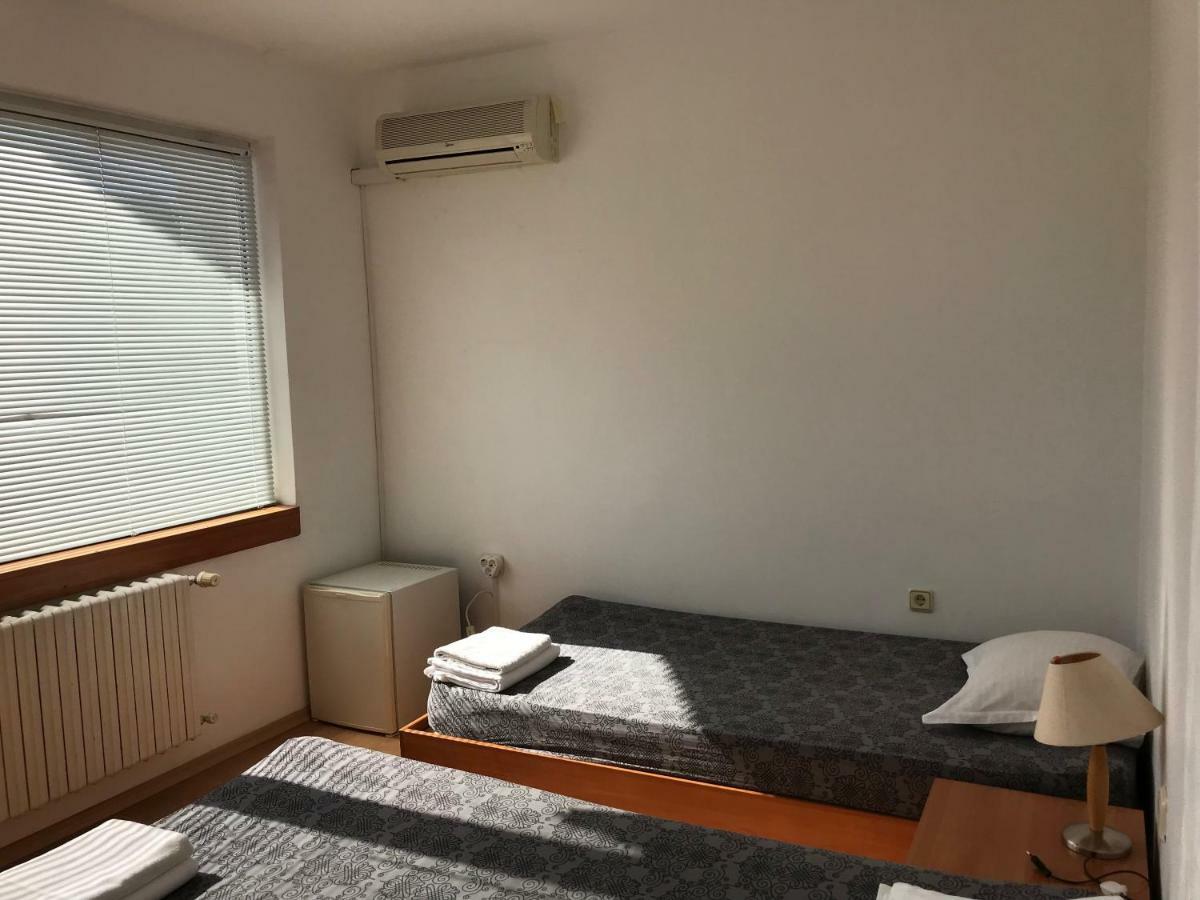 Milena'S House Hotel Burgas ภายนอก รูปภาพ